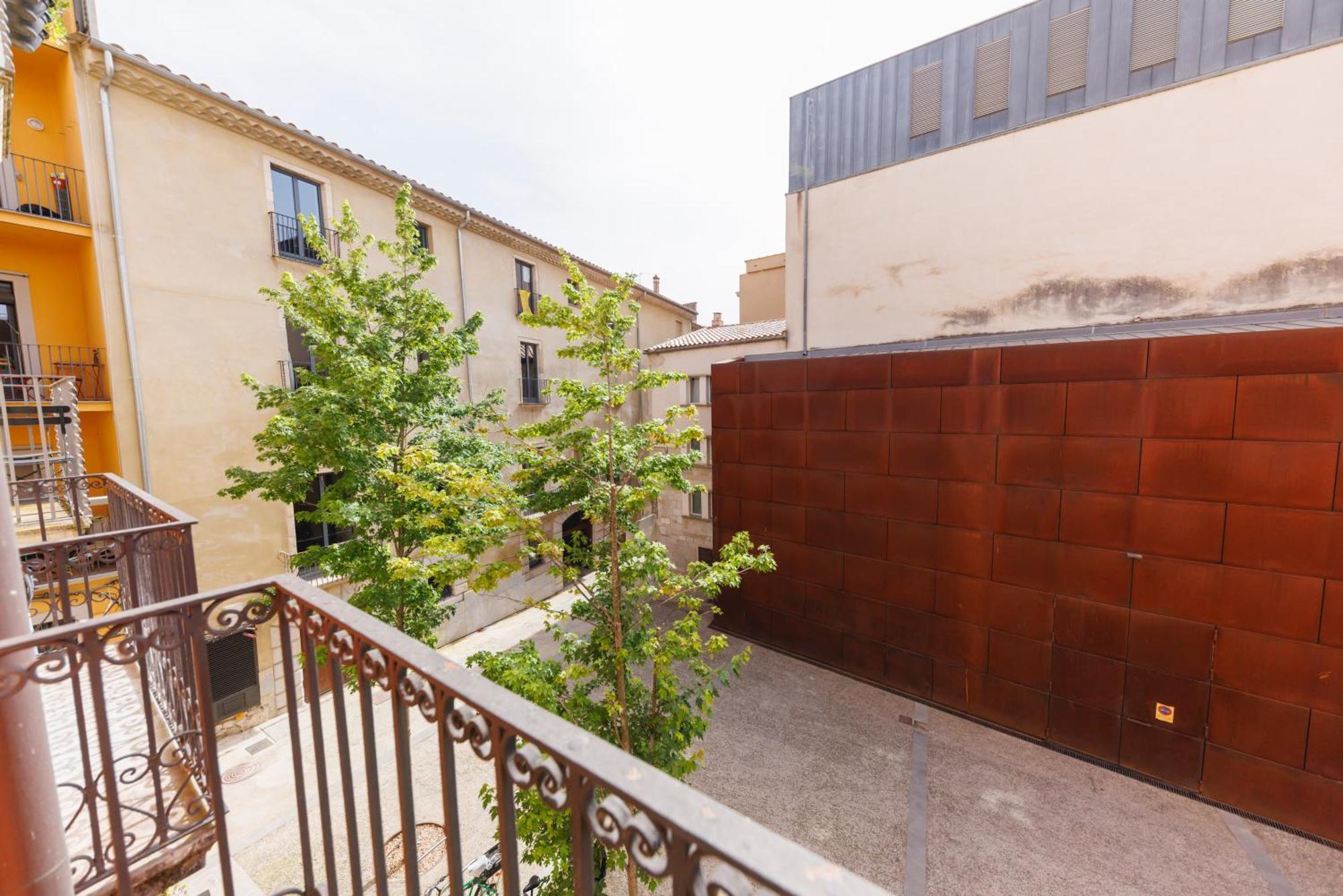 Bravissimo Apartaments Mora 4 Gérone Extérieur photo