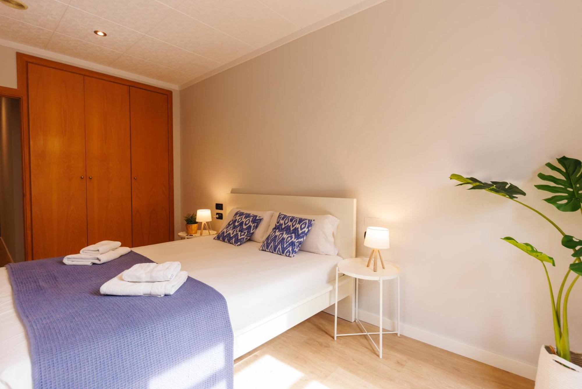Bravissimo Apartaments Mora 4 Gérone Extérieur photo