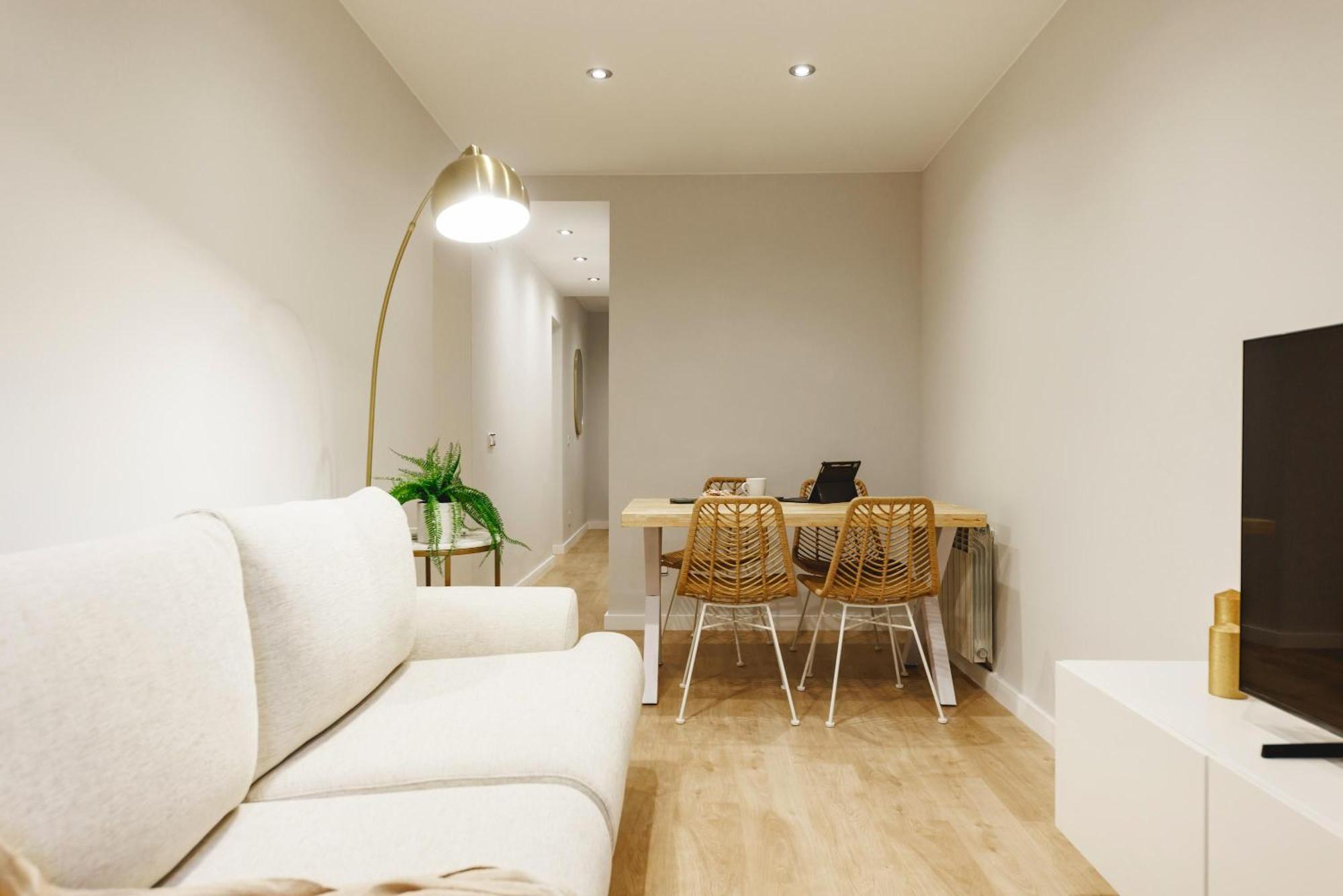 Bravissimo Apartaments Mora 4 Gérone Extérieur photo
